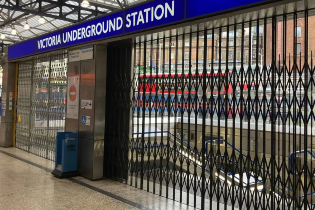 Londonda metro işçiləri tətil ediblər