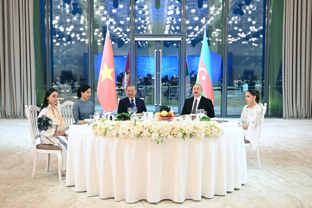 İlham Əliyevin adından To Lamın və xanımının şərəfinə dövlət ziyafəti verilib