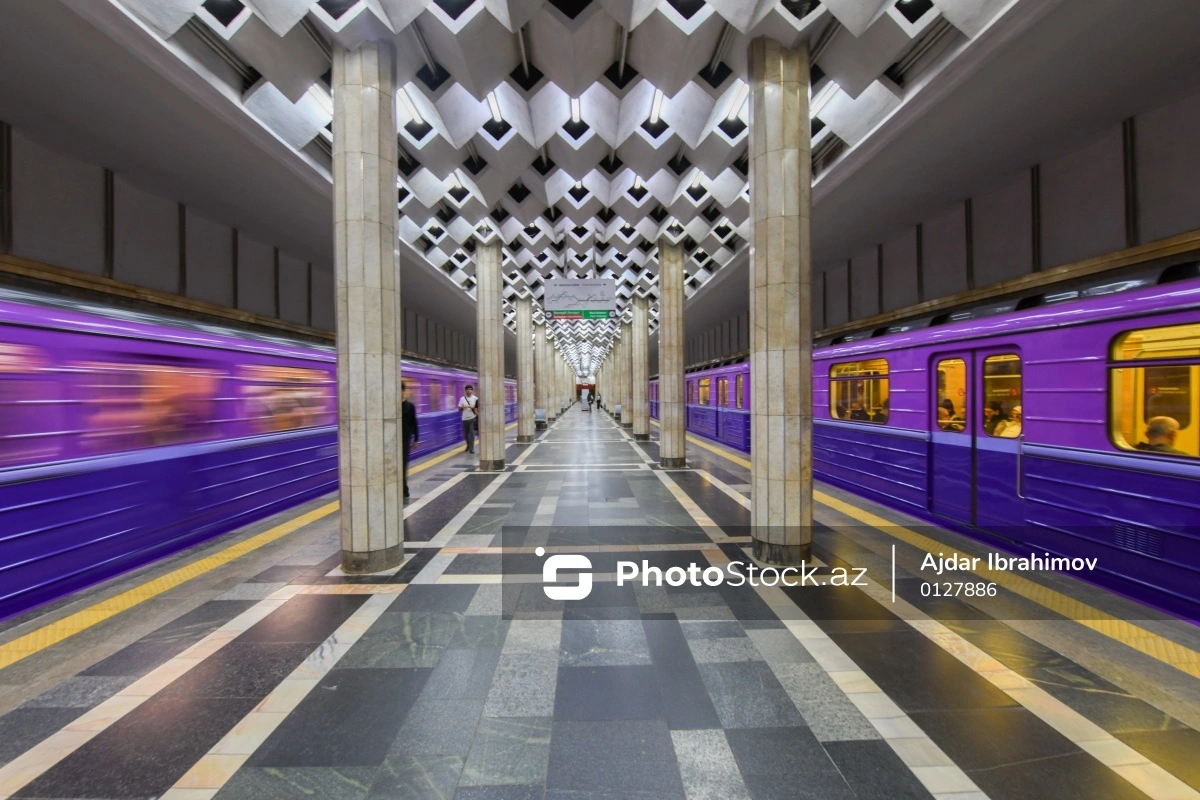 Интервал движения поездов на фиолетовой линии Бакинского метрополитена впервые сокращён до пяти минут