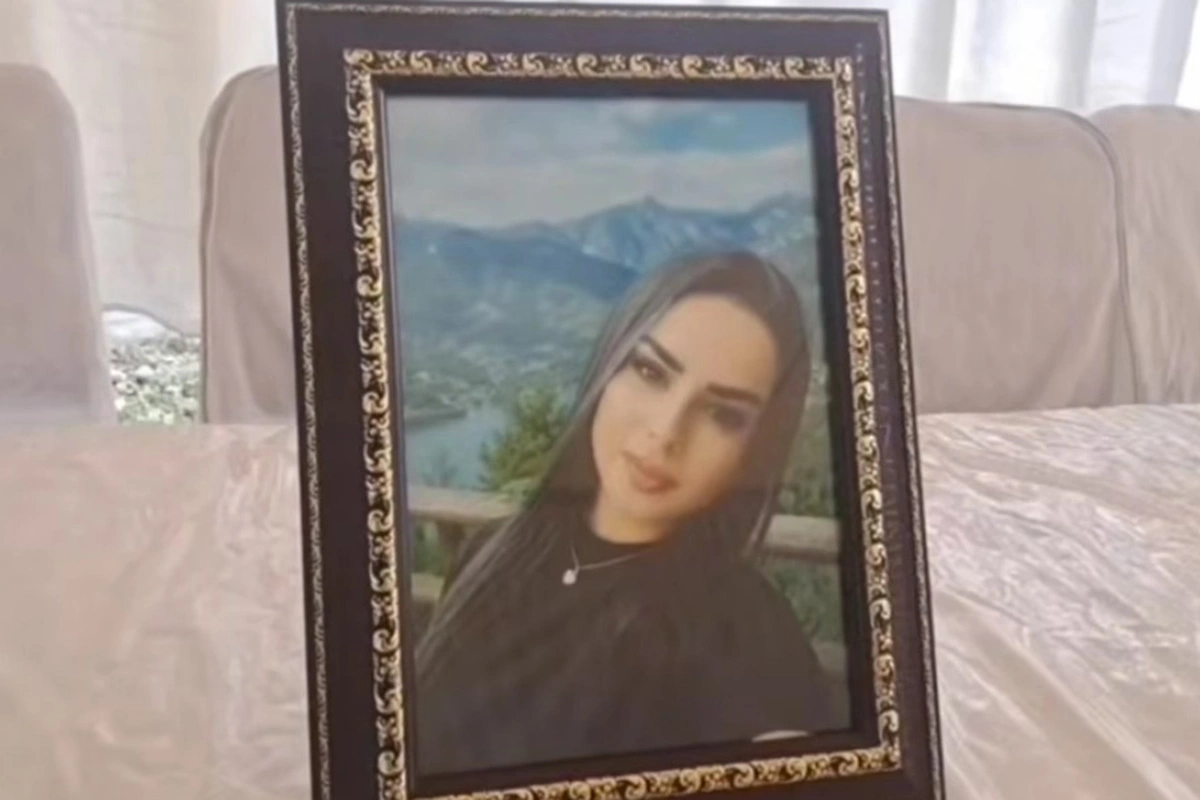 Qızıma zəng edib ki, qayınatan binanın tinindədir, nə məsələdir?