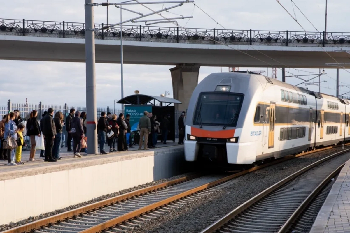 Sürət qatarından istifadə edənlərə ŞAD XƏBƏR - Bu gündən...