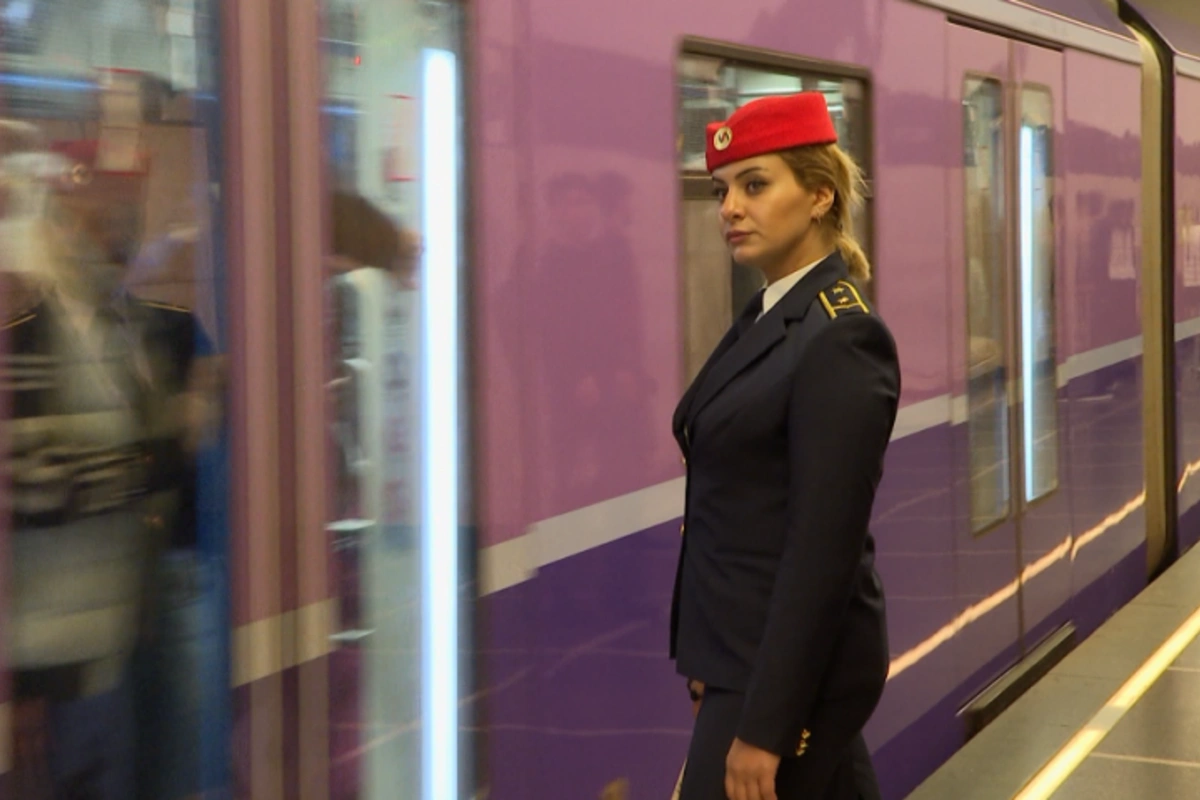 Bakı metrosundan istifadə edən sərnişinlərə MÜJDƏ