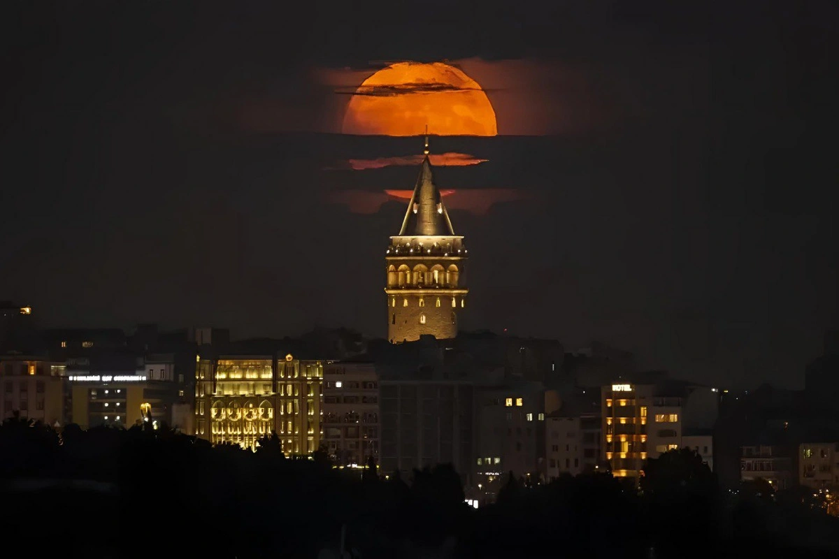 Gələn həftə səmada bizi möhtəşəm sürpriz gözləyir Gələn həftə səmada bizi möhtəşəm sürpriz gözləyir