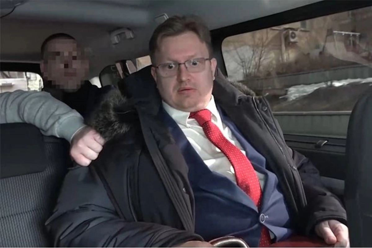 Rusiya XİN-in əməkdaşı dövlət sirrlərini ABŞ-yə satıbmış