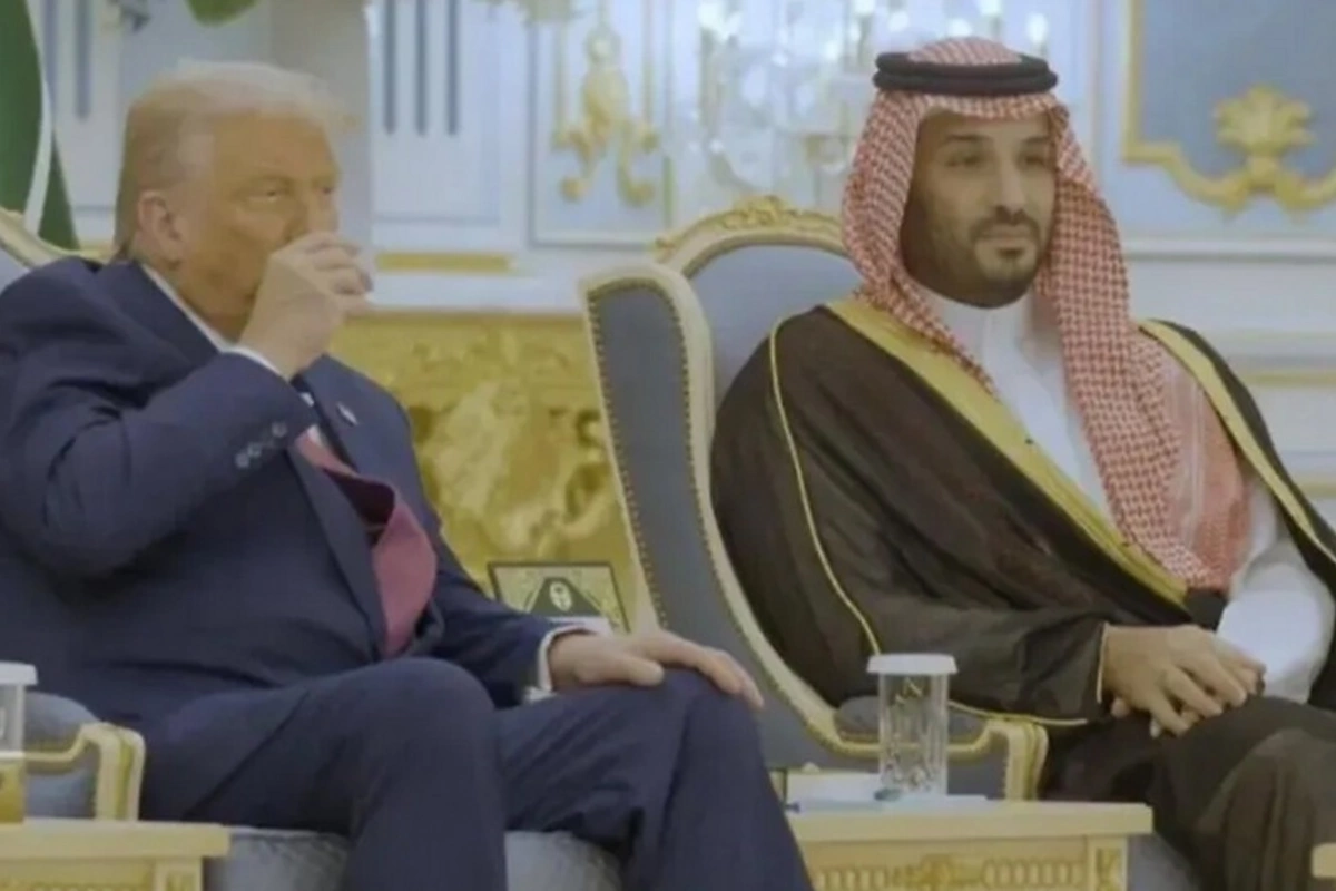 Neural Network Saved Trump from Scandal in Saudi Arabia — He Was Forced to Drink Coffee