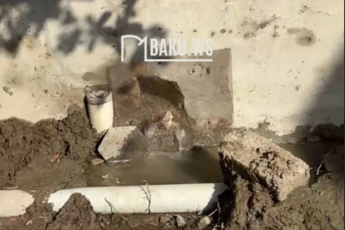 Evini su xəttinin üzərində tikən sakin çıxılmaz vəziyyətdə qaldı