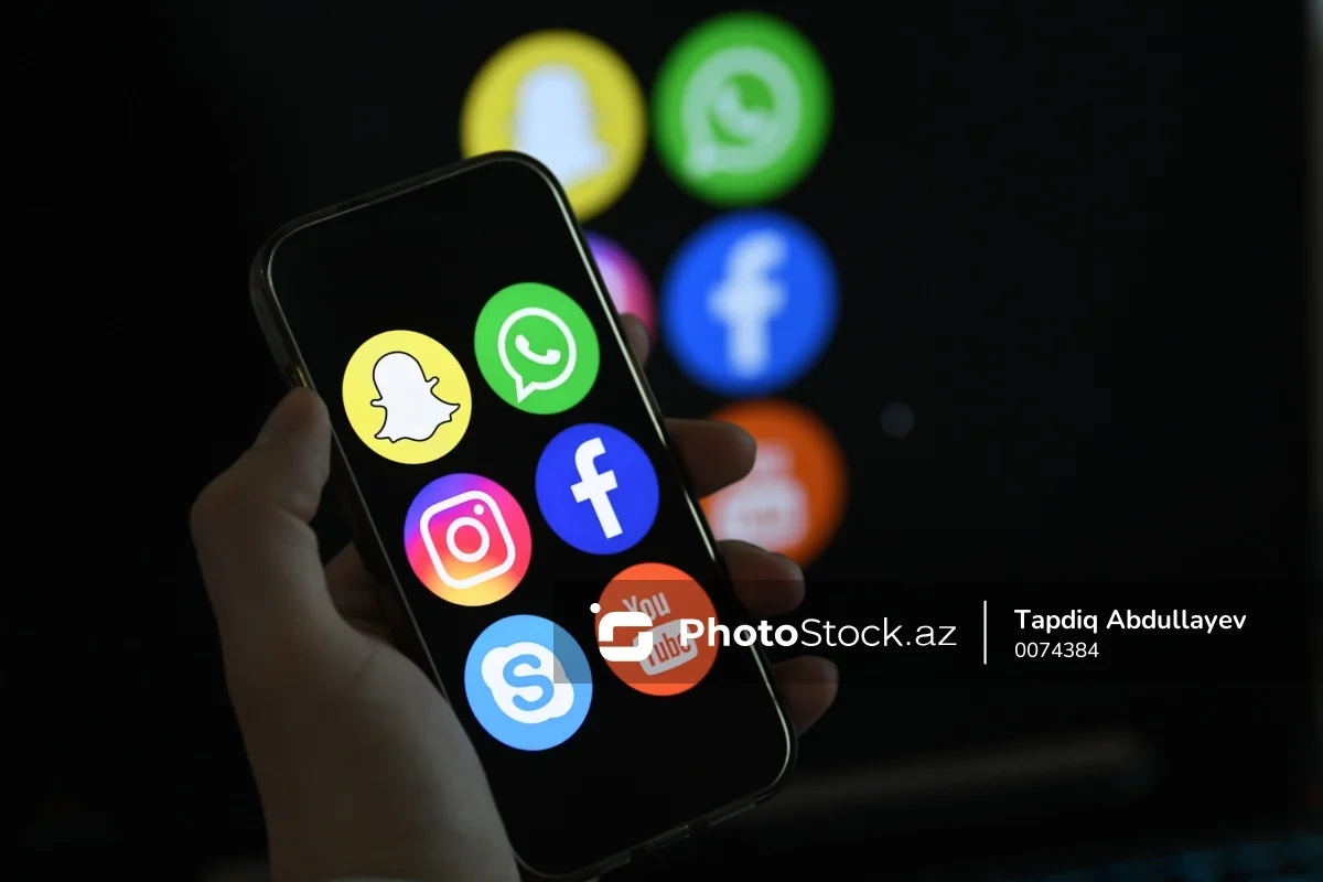 Qazaxıstanda internetlə bağlı qaydalar sərtləşdirilir: Söyüş yazanlar cərimə oluncaqlar