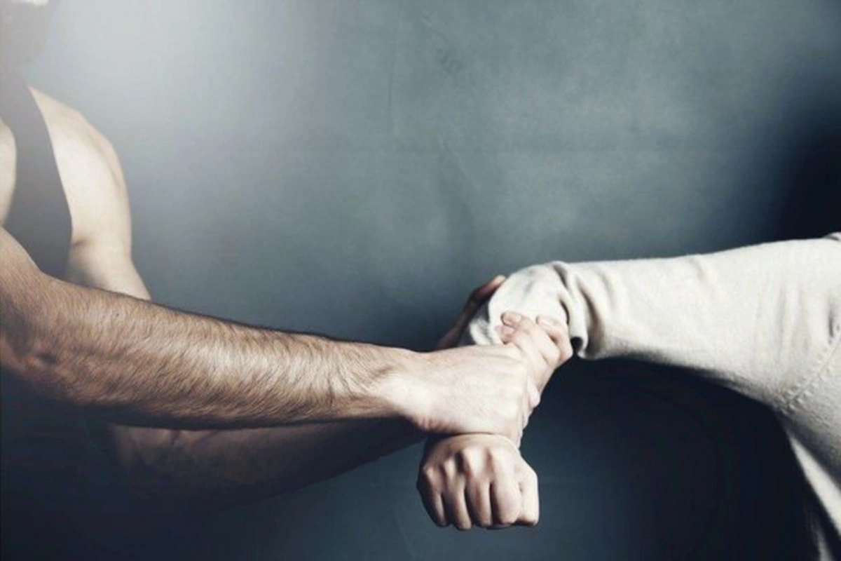 Bakıda 15 yaşlı qızı qaçıran gəncə HÖKM OXUNDU