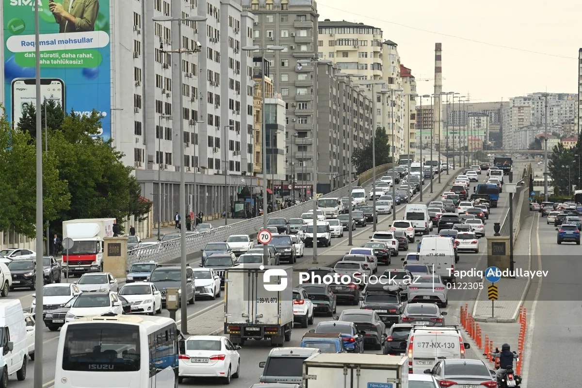 В Баку построят новые кольцевые дороги