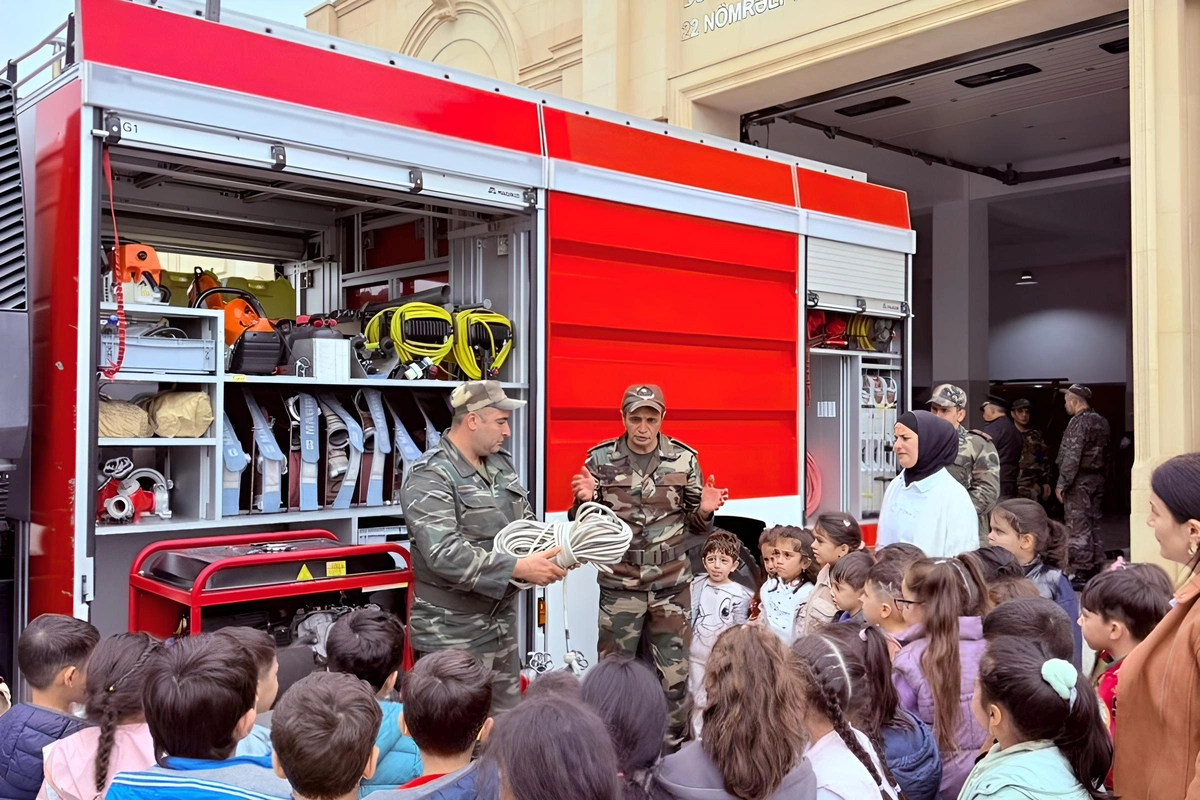 FHN-in Dövlət Yanğından Mühafizə Xidməti növbəti açıq qapı günü tədbirləri keçirib FHN-in Dövlət Yanğından Mühafizə Xidməti növbəti açıq qapı günü tədbirləri keçirib