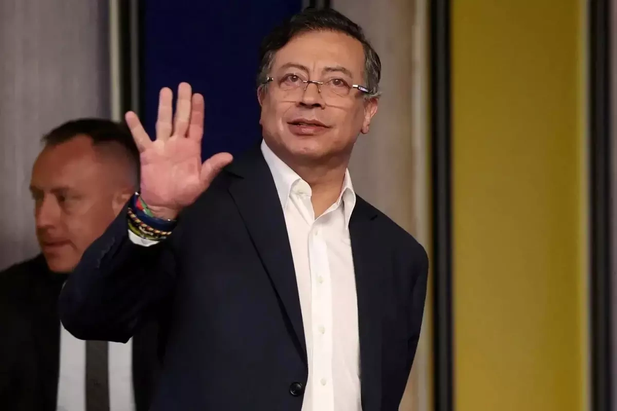 Helikopterin marşrutu dəyişdirildi, sui-qəsddən son anda xilas oldum - Petro