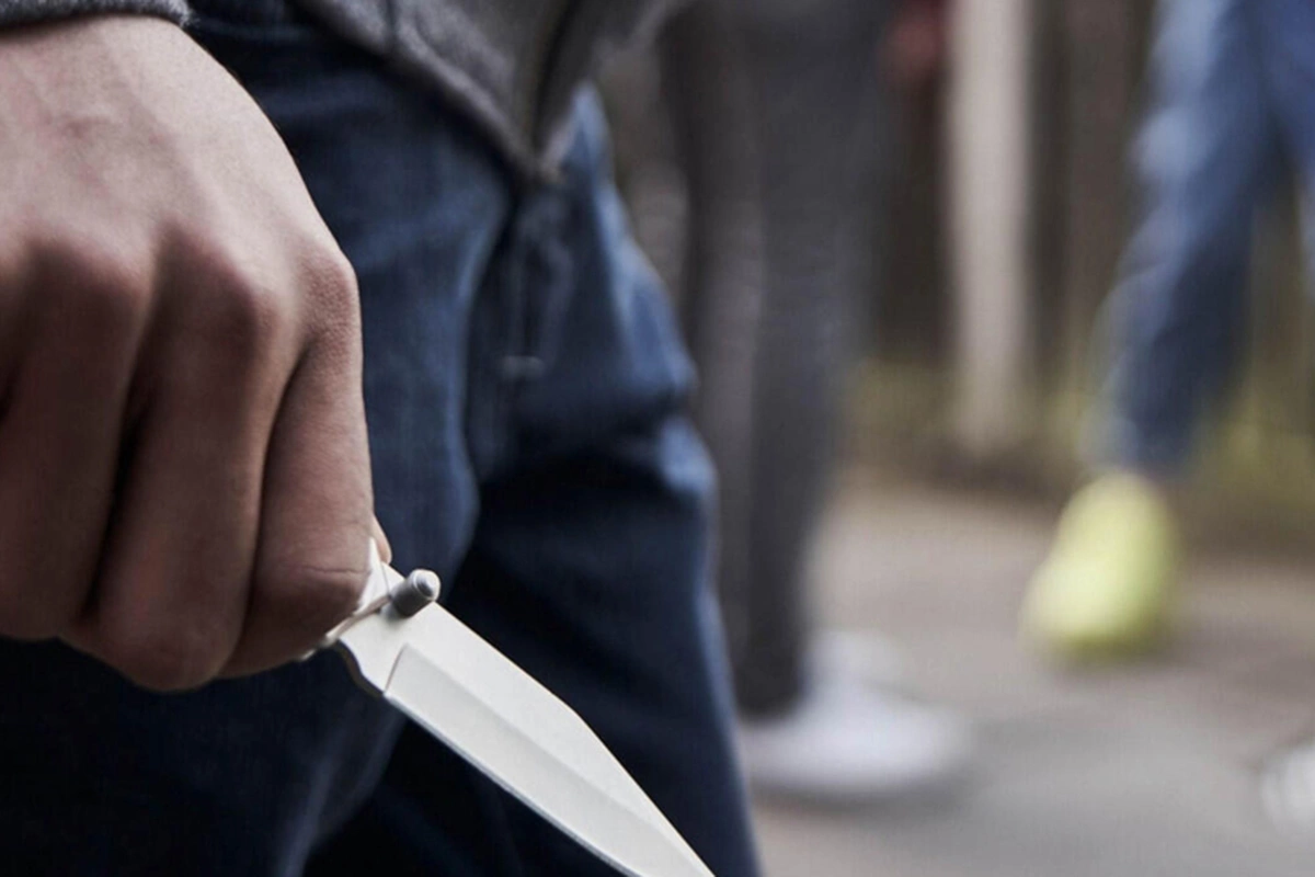 Ağstafada 8-ci sinif şagirdi bıçaqlandı - Şübhəli məktəblidir