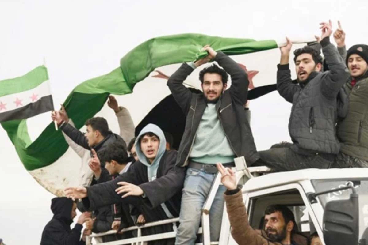 Suriya Ordusu Rakka və Deyrizorda əməliyyatları davam etdirir