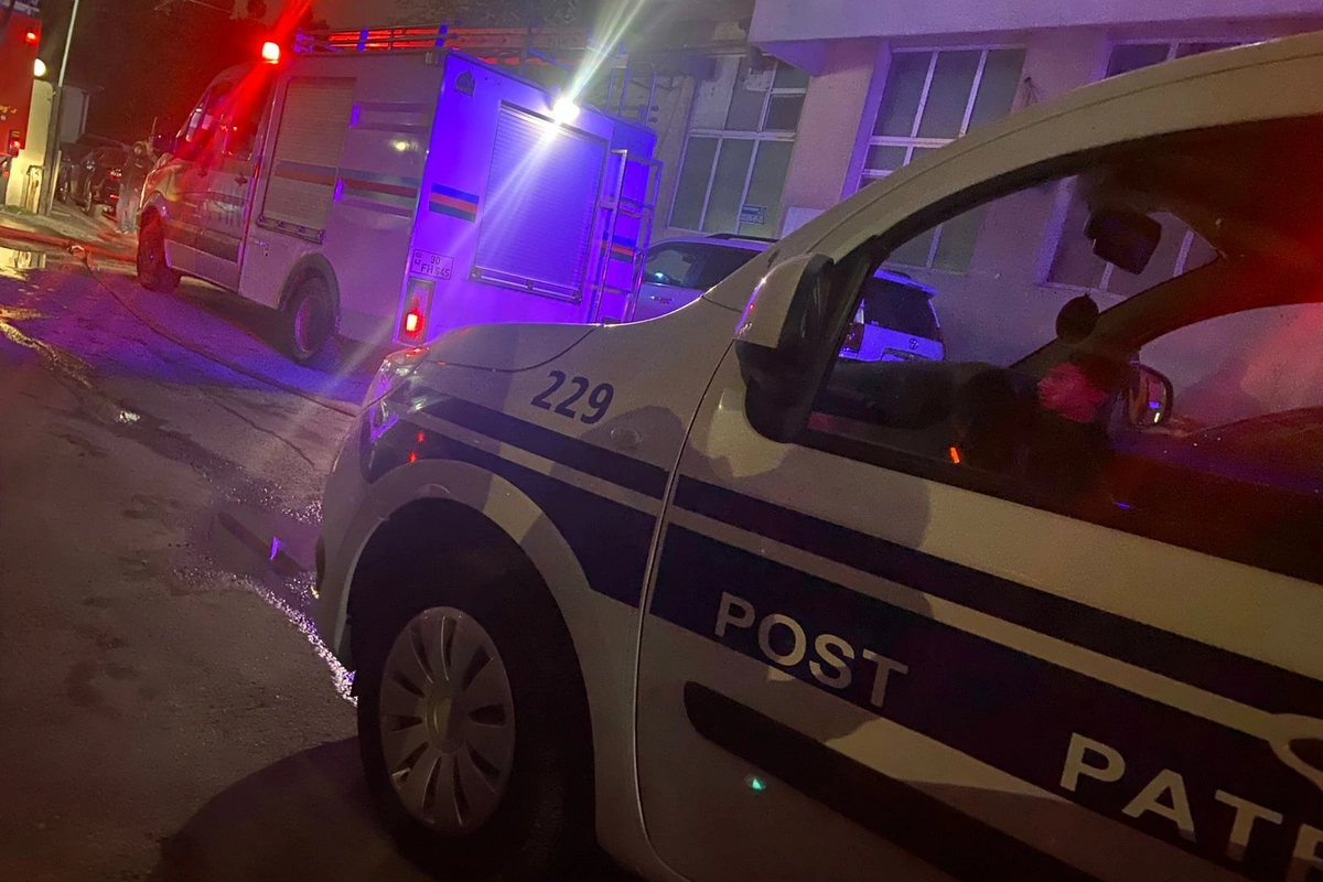 Bakıda çoxmərtəbəli binada güclü yanğın