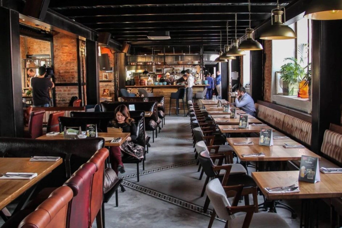 В Баку сносят известное кафе