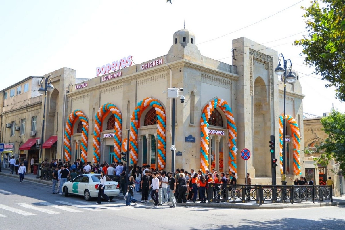 Popeyes Azərbaycanda üçüncü ən böyük filialını açdı