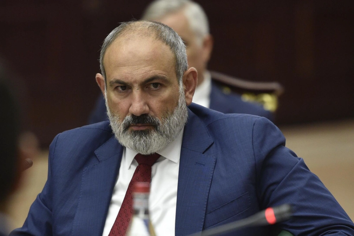 Paşinyan Azərbaycan Prezidenti ilə BRICS çərçivəsində söhbəti çox vacib adlandırıb Paşinyan Azərbaycan Prezidenti ilə BRICS çərçivəsində söhbəti çox vacib adlandırıb