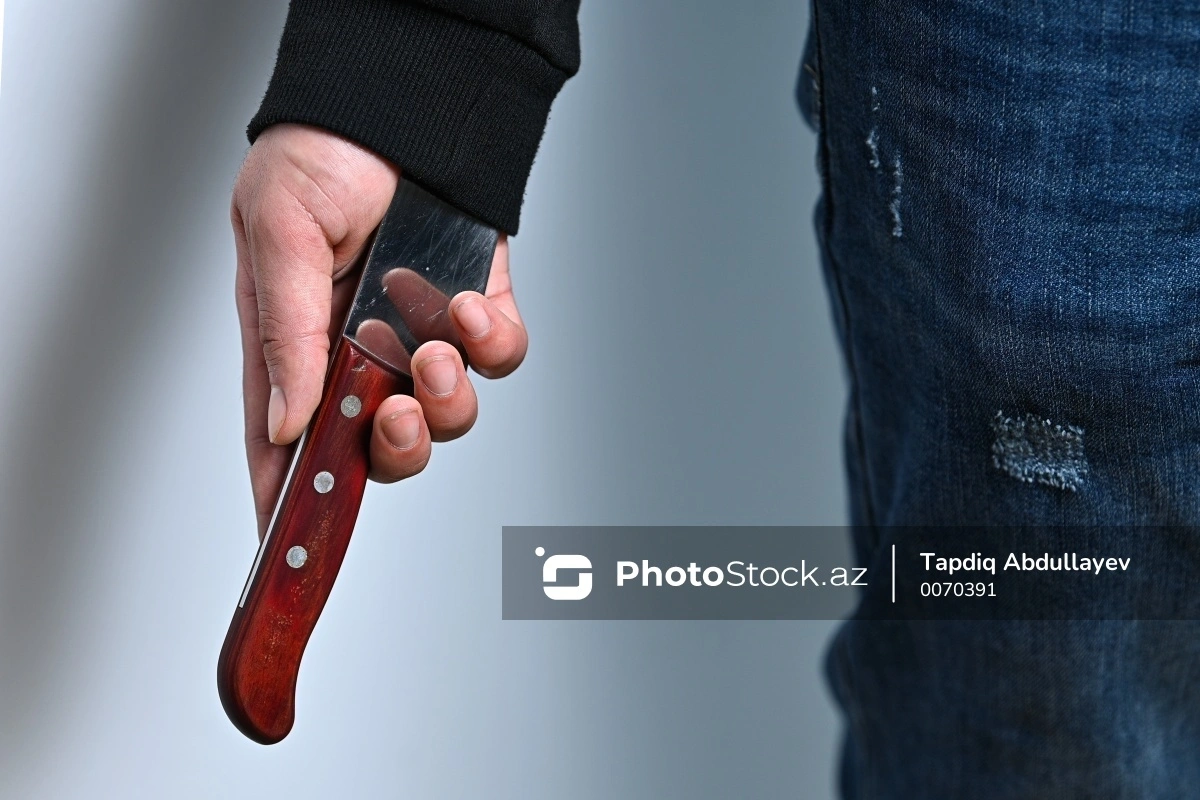 Sevgililər günündə keçmiş arvadının yeni ərini bıçaqlayıb