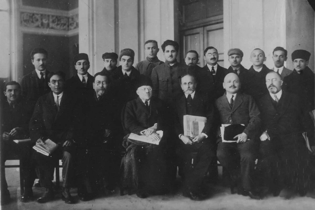 Ümumtürk irsinin ən parlaq səhifəsi: Birinci Türkoloji Qurultayın 100 illiyi Ümumtürk irsinin ən parlaq səhifəsi: Birinci Türkoloji Qurultayın 100 illiyi