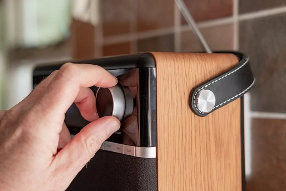 A rare message was detected on the air of the American doomsday radio station