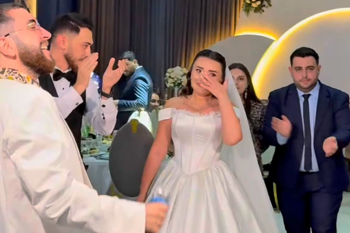 Azərbaycanlı futbolçunun toyunda təsirli anlar - Müğənni Nuranı görən gəlin ağladı