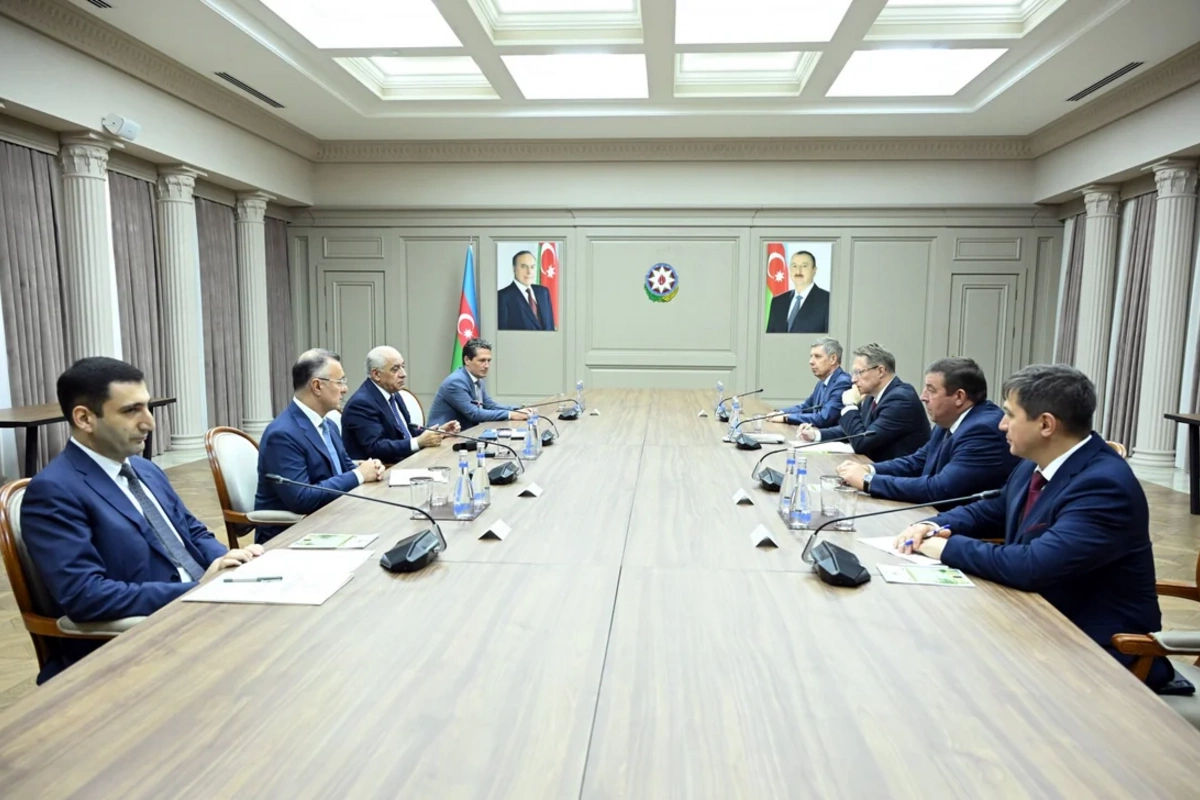 Əli Əsədov Rusiyanın səhiyyə naziri ilə görüşüb