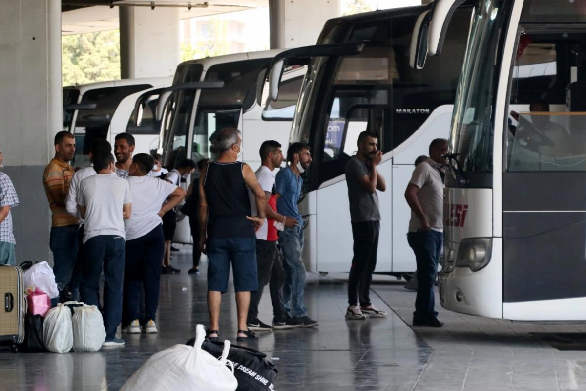 İki gündə Bakını 20 min adam tərk etdi