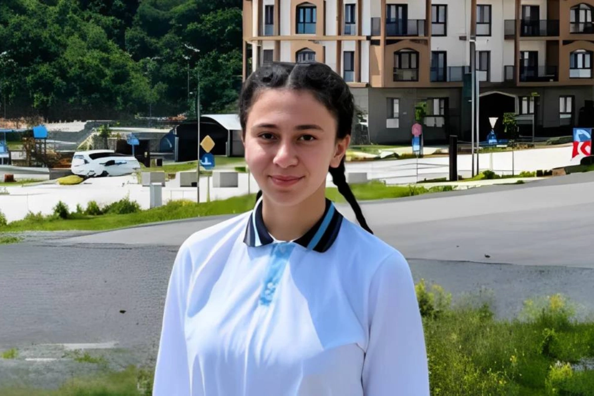 Nəzrin Atakişiyeva: Kəlbəcərin ilk məzunu olmaq mənim üçün böyük qürurdur