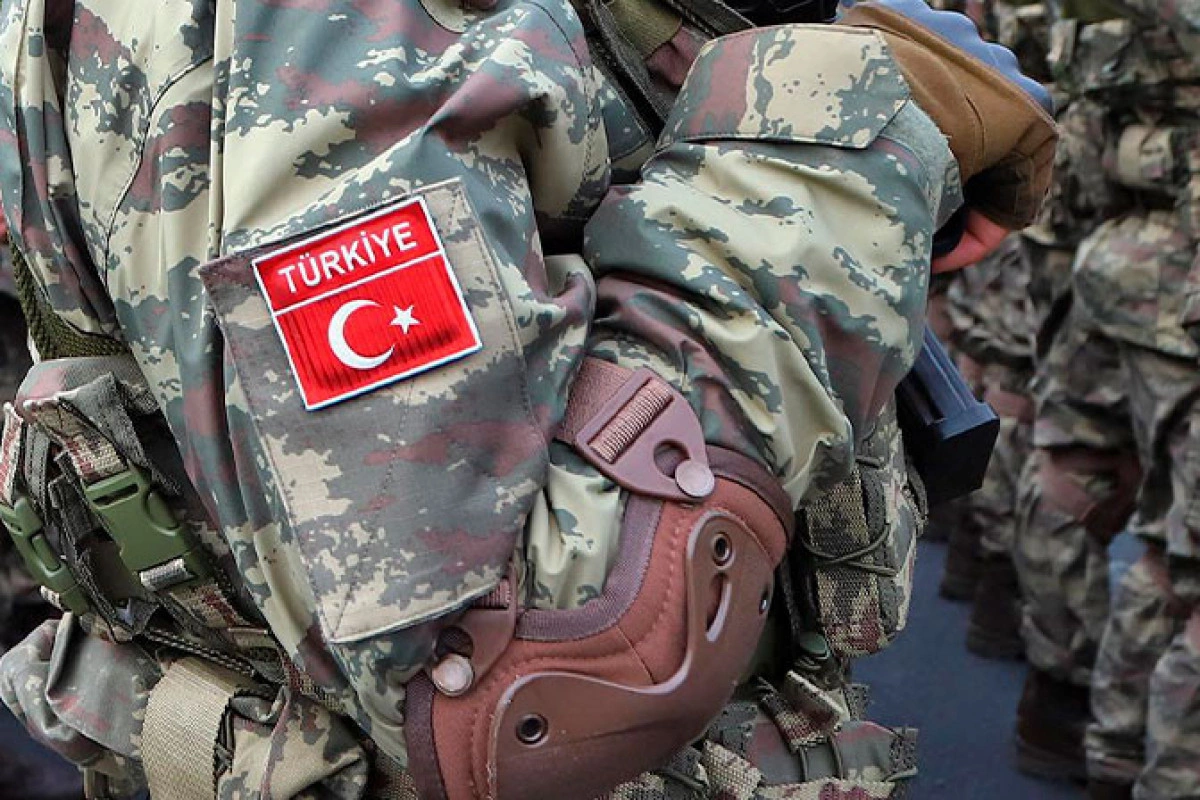 Türkiyə Ordusunda faciə: İraqın şimalında 5 hərbçi zəhərlənərək şəhid olub Türkiyə Ordusunda faciə: İraqın şimalında 5 hərbçi zəhərlənərək şəhid olub