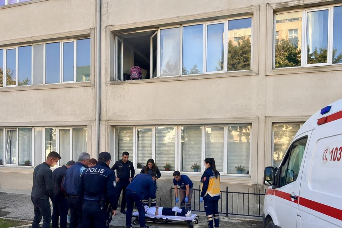 11-ci sinif şagirdi məktəbdə xəsarət aldı