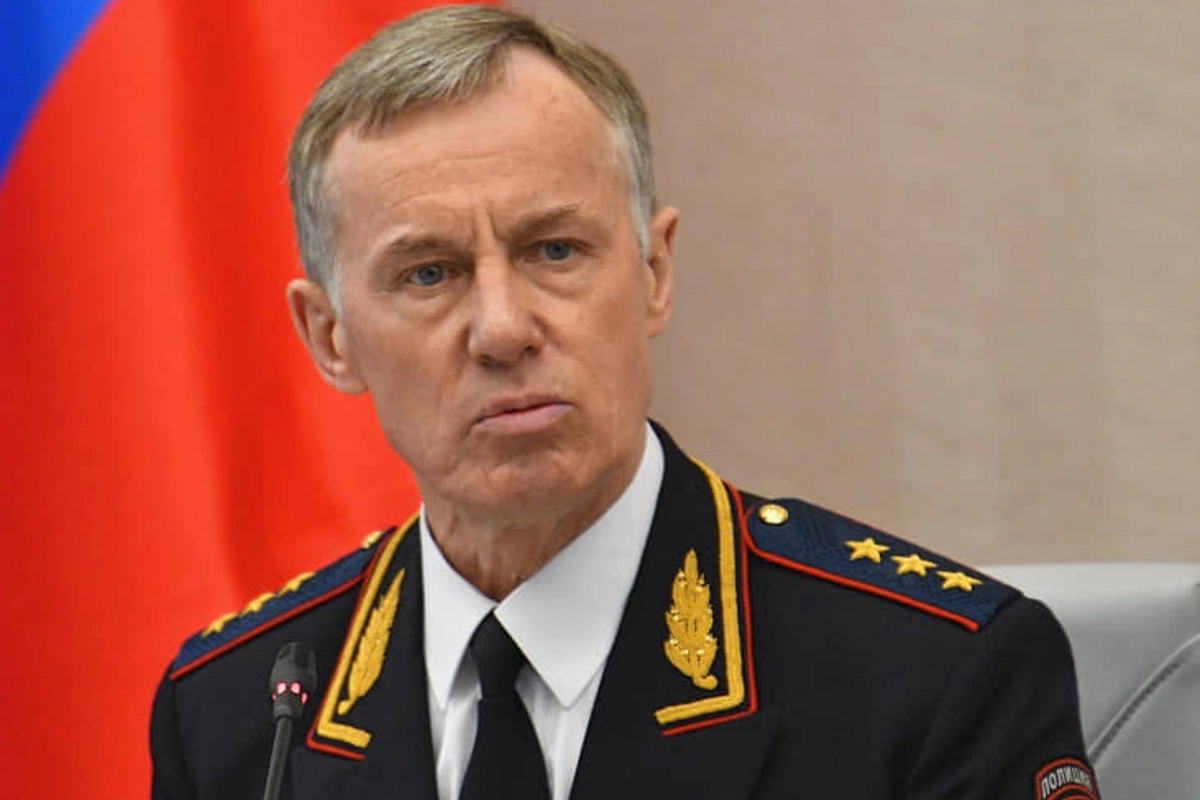 Putin Daxili İşlər Nazirliyinin birinci müavinini vəzifəsindən azad etdi