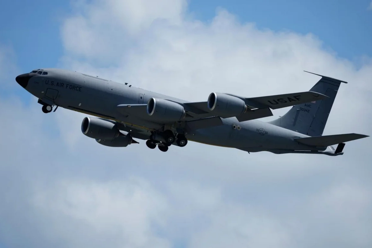 СМИ сообщили о пяти поврежденных самолетах-заправщиках США  из-за удара Ирана