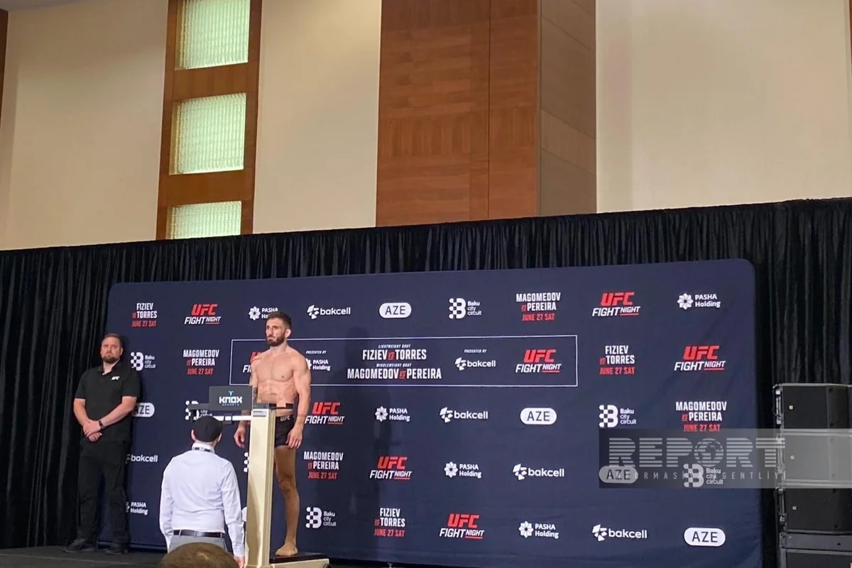 UFC-nin Bakıda təşkil olunacaq turnirindən əvvəl idmançıların çəkiölçmə mərasimi keçirilib