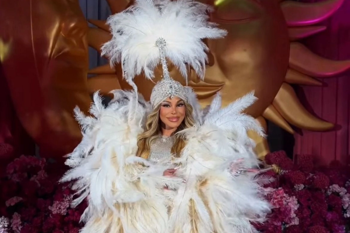 Aygün Kazımovanın 55-ci ad günündən görüntülər