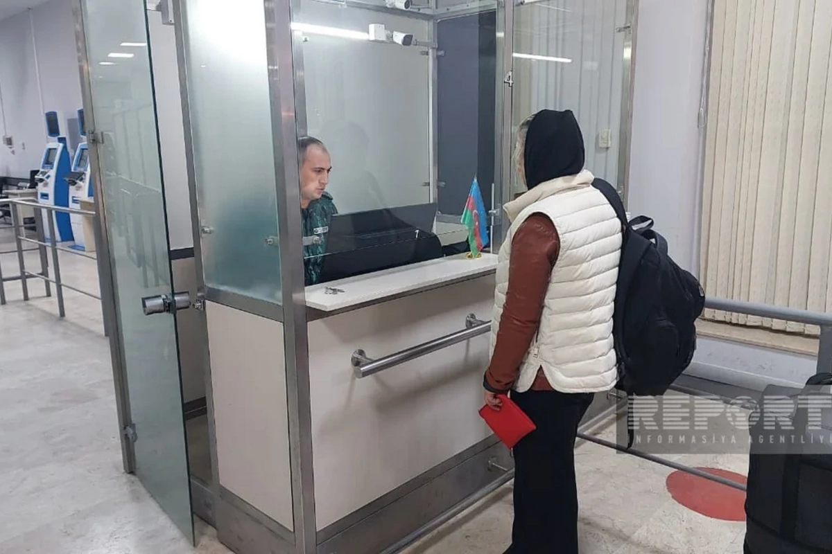 BMT-nin 18 əməkdaşı Azərbaycan vasitəsilə təxliyə edilib