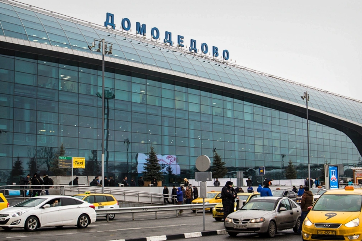 Passengers at Domodedovo have been unable to depart for Ganja for several hours