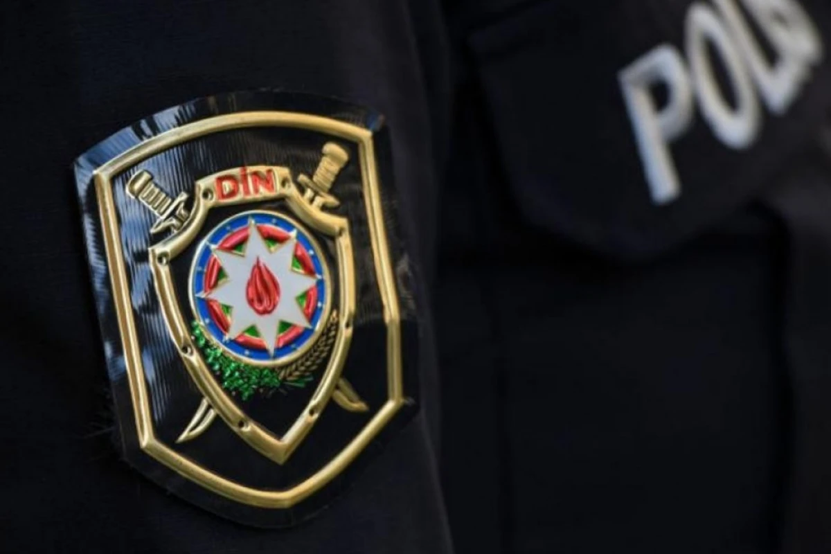 Bakıda evə basqın olub, polis şübhəli şəxsi zərərsizləşdirib