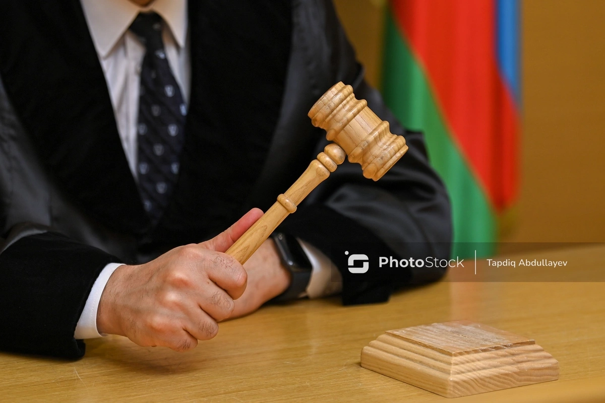 Обокравшим банк в Баку назначено суровое наказание