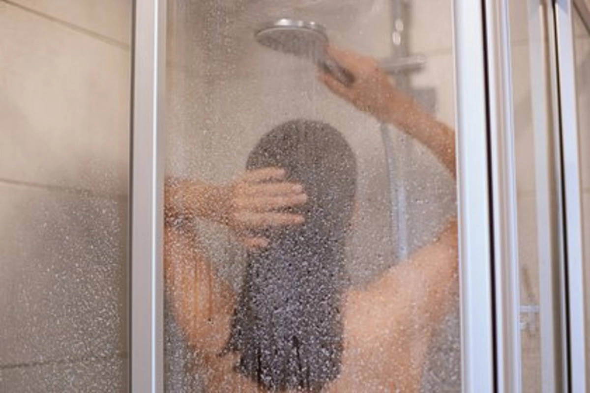 Doctor named the dangers of a hot shower in cold weather