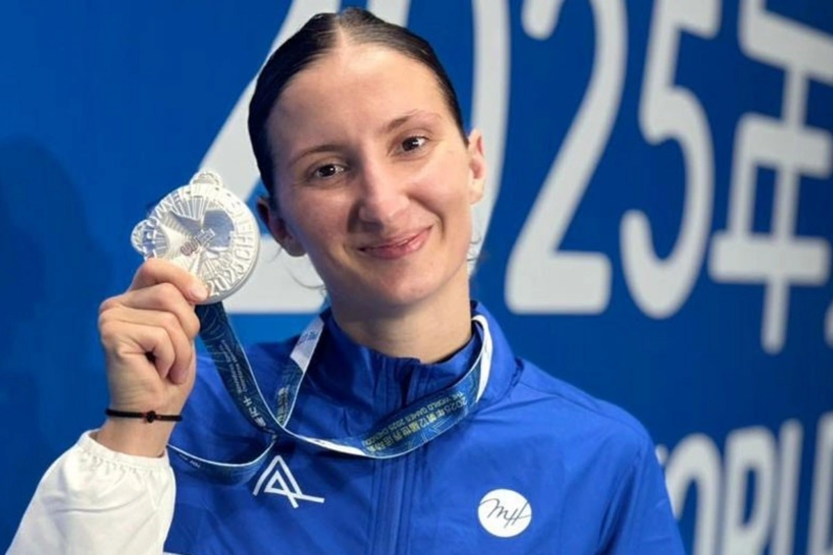 Azərbaycan karateçisi Çində keçirilən Dünya Oyunlarında gümüş medal qazanıb Azərbaycan karateçisi Çində keçirilən Dünya Oyunlarında gümüş medal qazanıb