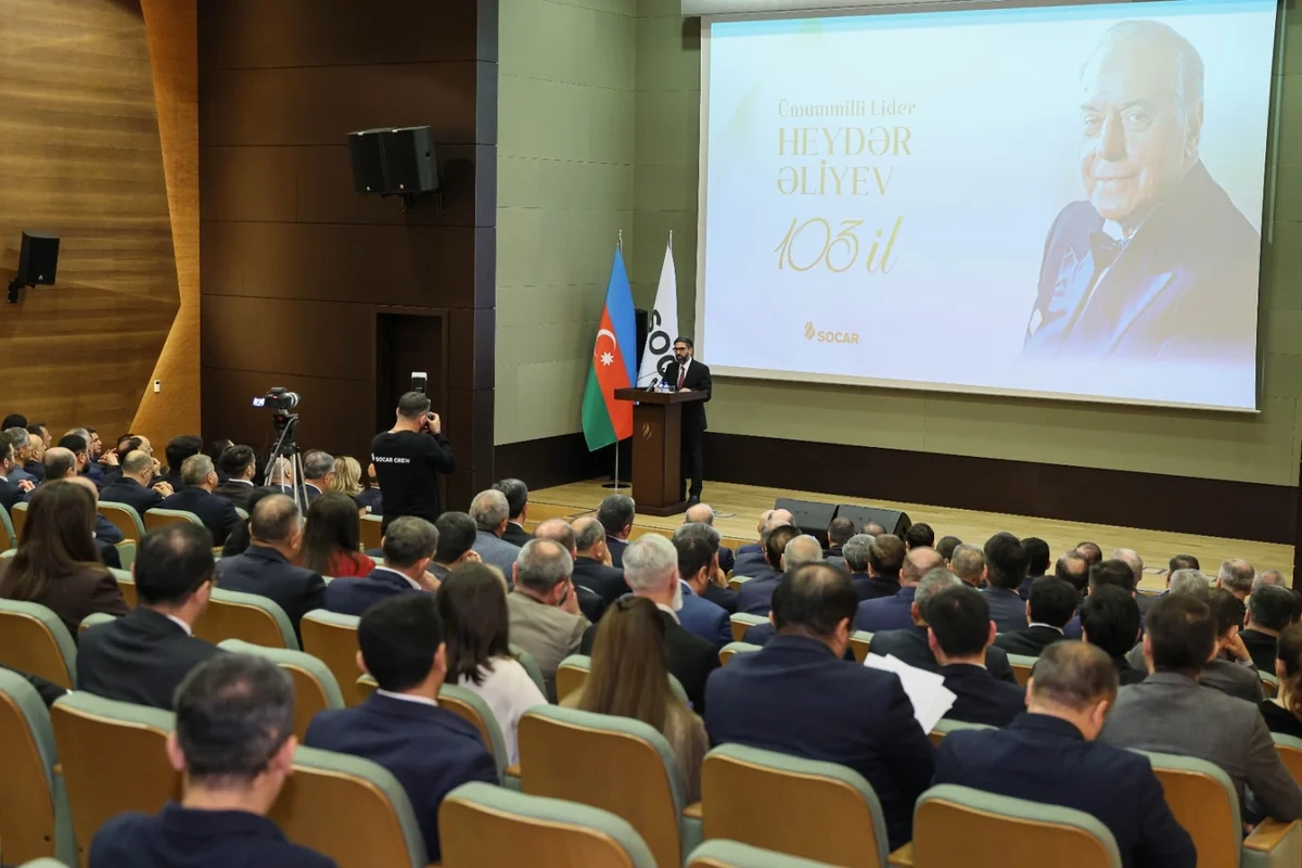SOCAR Heydər Əliyevin anadan olmasının 103-cü ildönümü münasibətilə tədbir keçirib