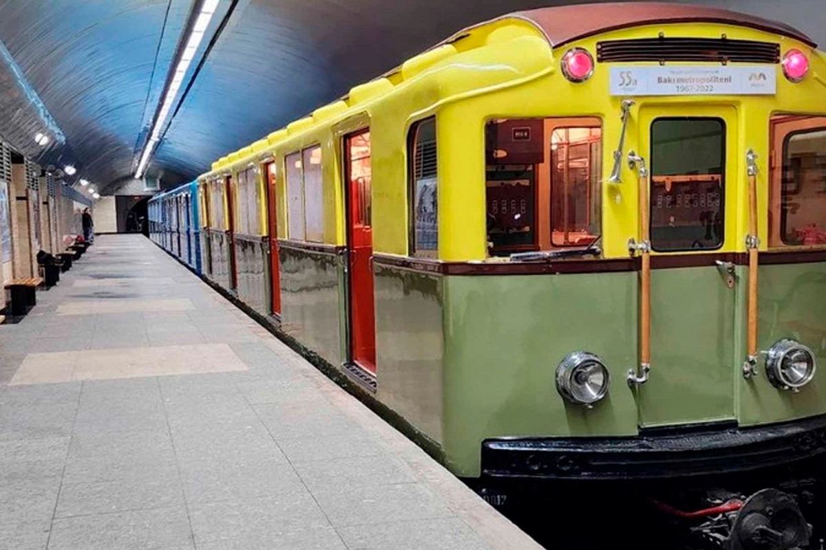 В бакинском метро покажут ретро-вагоны