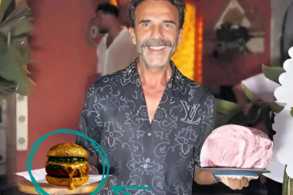 Kilosu 15 000 dollar olan ətdən burger hazırlandı Kilosu 15 000 dollar olan ətdən burger hazırlandı