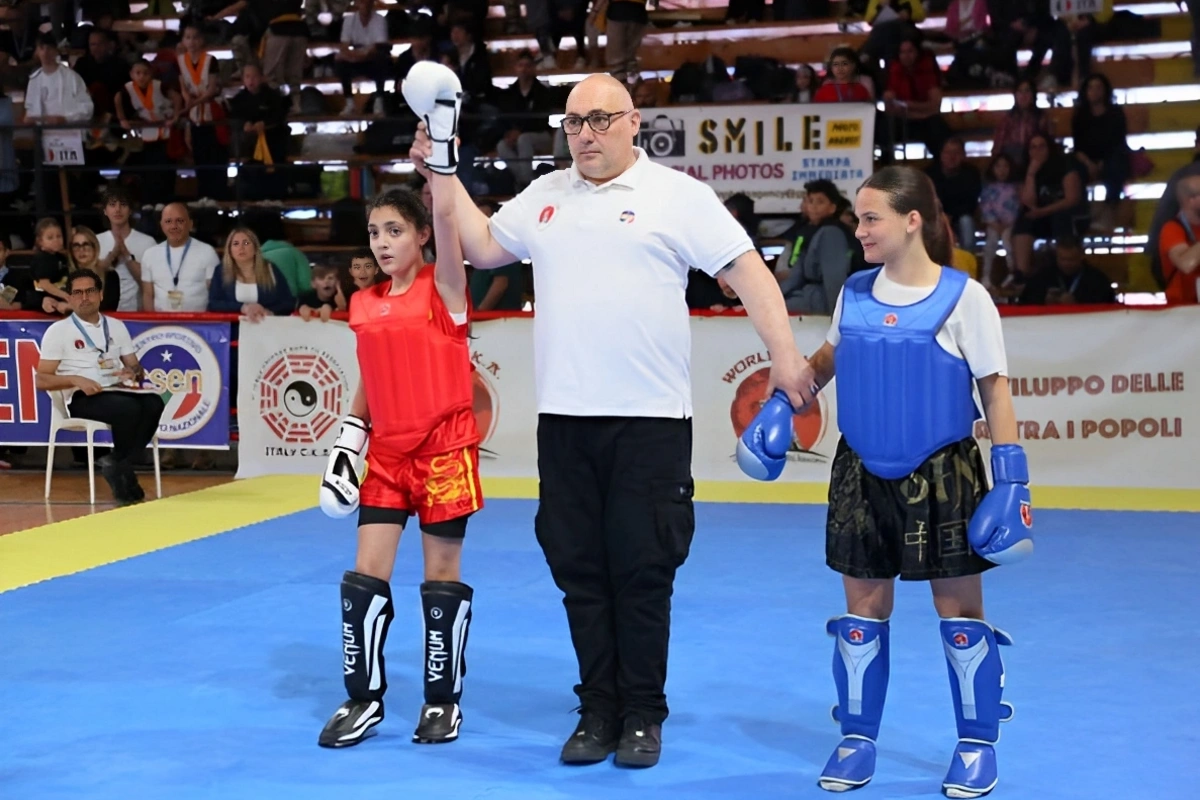 Dünya çempionatında yüksək nəticələr əldə edən kunq-fu üzrə Azərbaycan millisi Vətənə qayıdıb