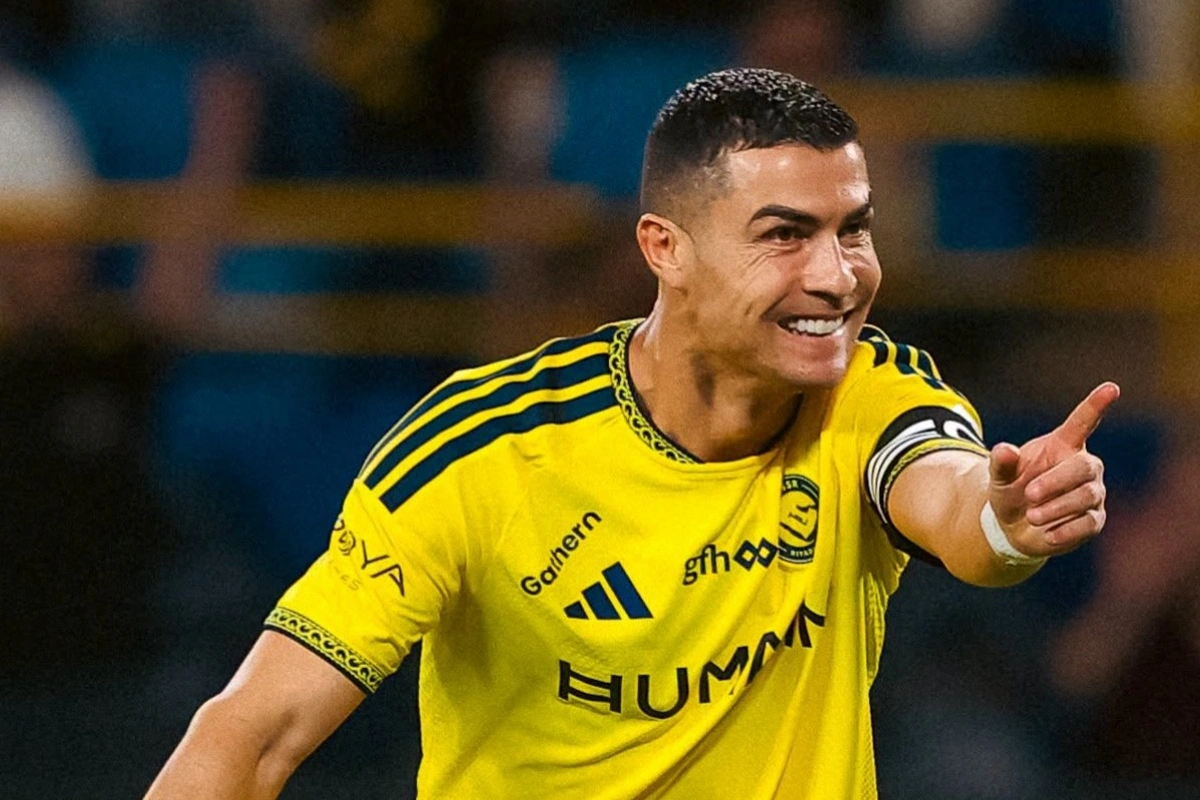 Ronaldo 15 dəqiqəyə het-trik etdi: 1000 qol rekorduna daha bir addım yaxınlaşdı