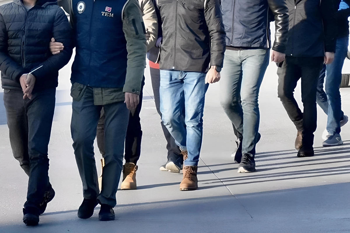 Türkiyədə FETÖ əməliyyatı - 41 nəfər saxlanıldı Türkiyədə FETÖ əməliyyatı - 41 nəfər saxlanıldı