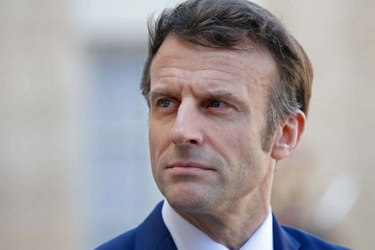 Macron: France supports the efforts of Baku and Yerevan in signing a peace treaty