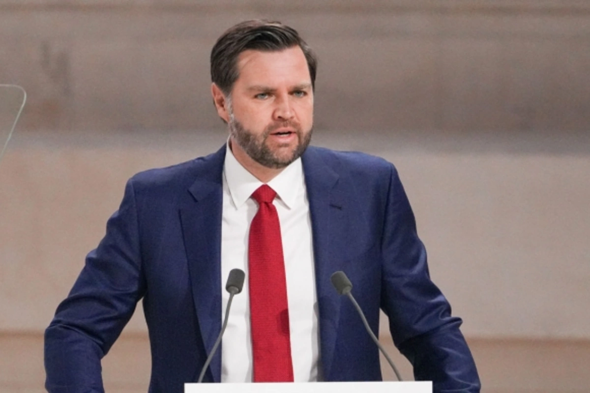 Cey Di Vens: Ukraynadakı münaqişənin altı ay ərzində həllinə ümid edirik Cey Di Vens: Ukraynadakı münaqişənin altı ay ərzində həllinə ümid edirik