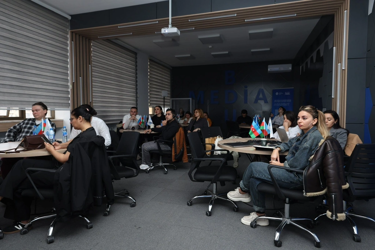 Euronews Academy çərçivəsində keçirilən Rəqəmsal Jurnalistika təlim proqramı yekunlaşıb