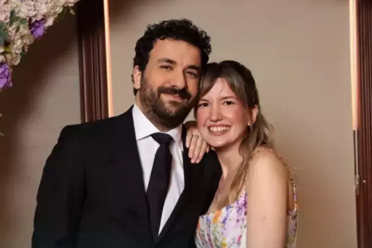 Hasan Can Kaya nişanlısına 100 000 dollarlıq saat aldı